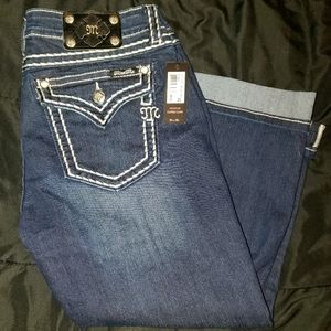 Miss Me Signature Denim Cuffed Capri